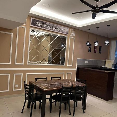 El Homestay Melaka Kültér fotó
